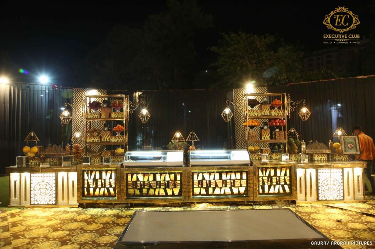 Executive Club Hotel Bareilly Eksteriør billede