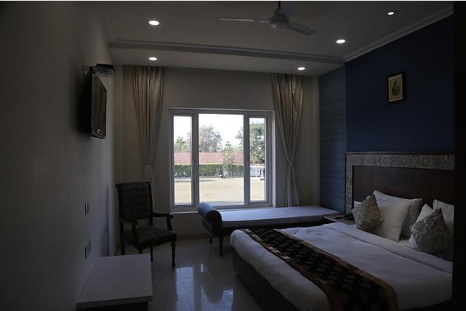 Executive Club Hotel Bareilly Eksteriør billede